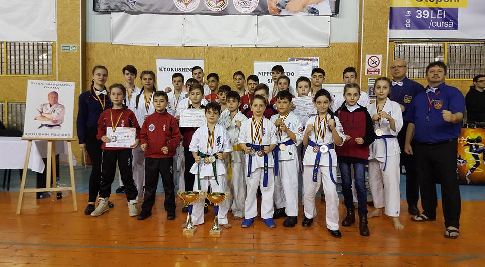 Karatiştii tulceni s-au umplut de medalii la Campionatul Naţional