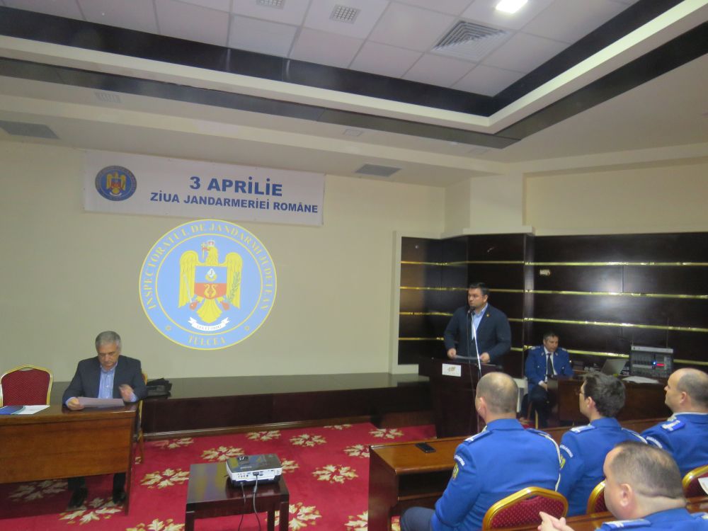 Jandarmii tulceni la moment festiv - „Contribuția Jandarmeriei Române la Marea Unire“