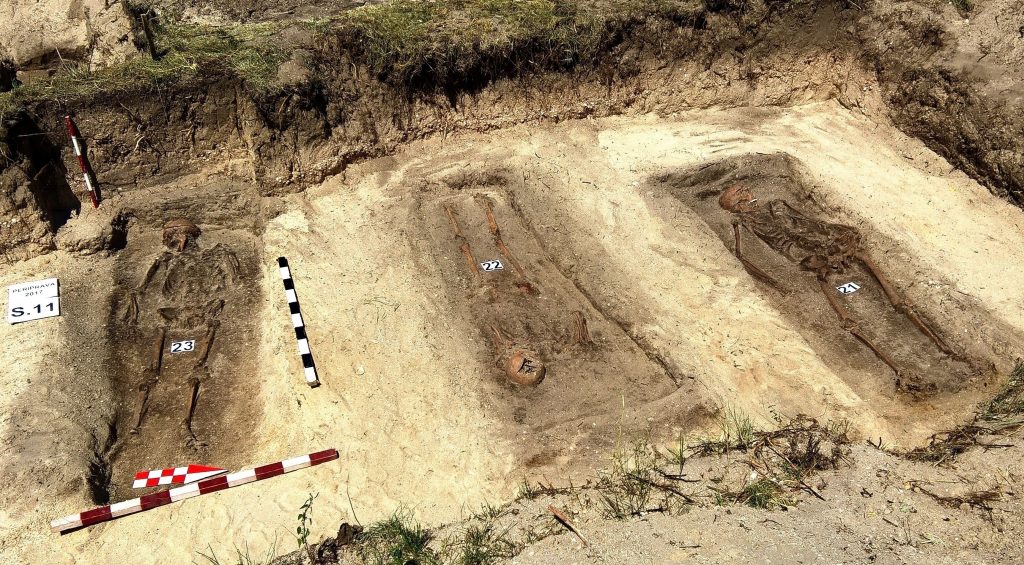 Investigaţii arheologice pentru identificarea deţinuţilor decedaţi în lagărul de exterminare Periprava