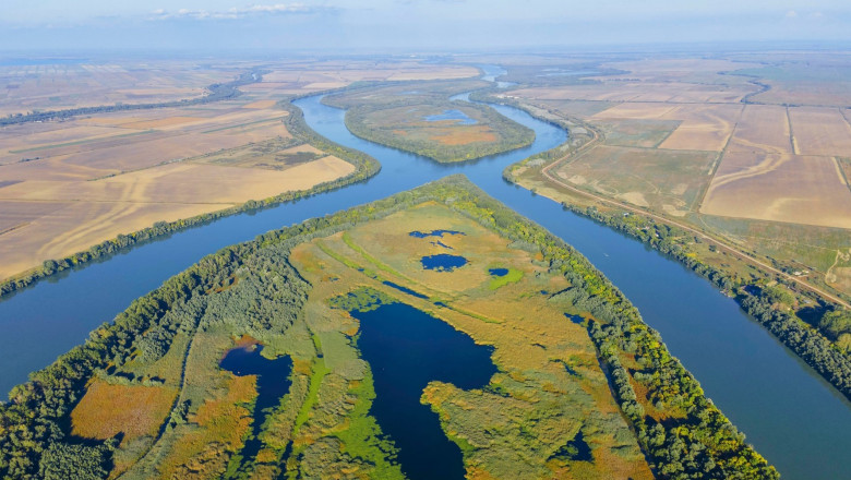 Punct de vedere al Academiei Române referitor la problema navigaţiei pe braţul Chilia, Delta Dunării